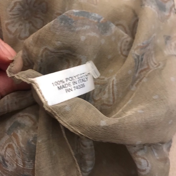 Scarf - Picture 3 of 3